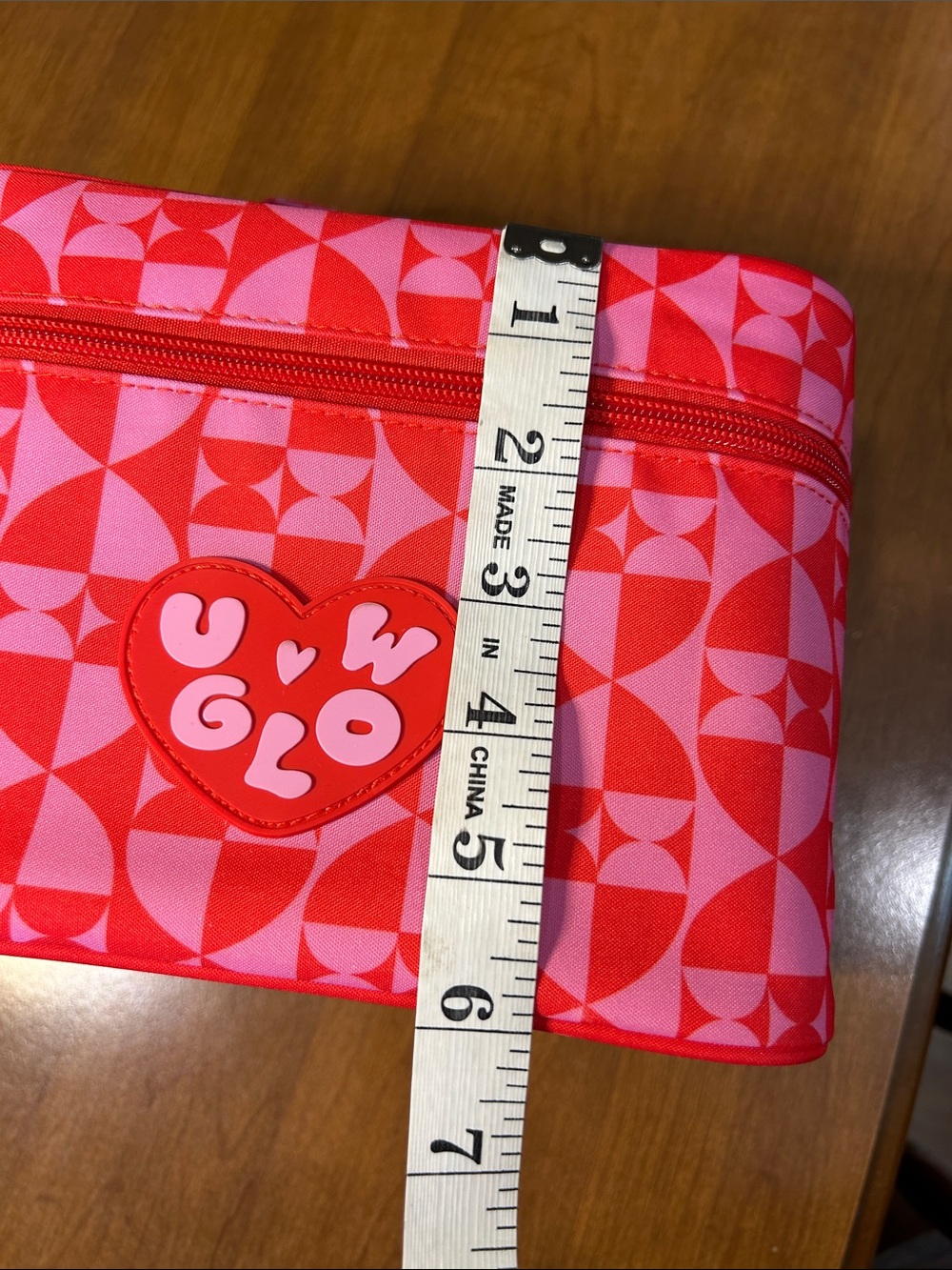 U Glow Pink Geometric Cosmetic Train Case with Makeup - Picture 13 of 13